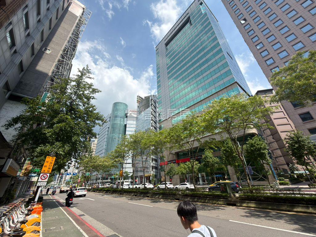 大員慶信義高樓大廈房屋室內格局與周邊環境