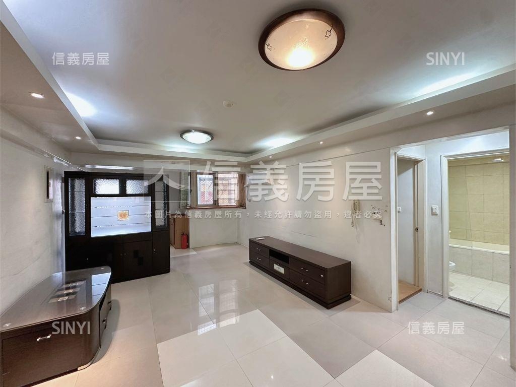 新案！薪家庭三房帝王戶房屋室內格局與周邊環境