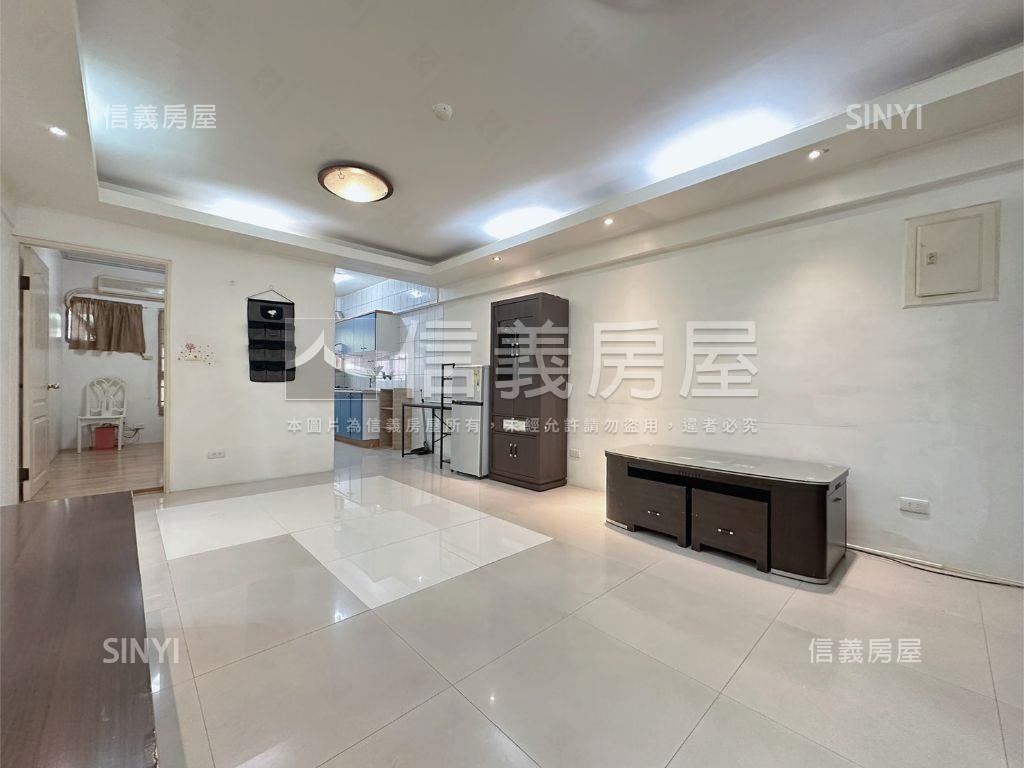 新案！薪家庭三房帝王戶房屋室內格局與周邊環境