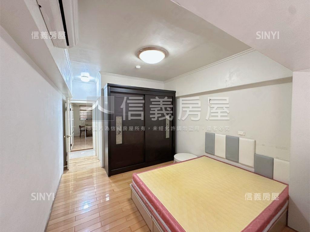 新案！薪家庭三房帝王戶房屋室內格局與周邊環境