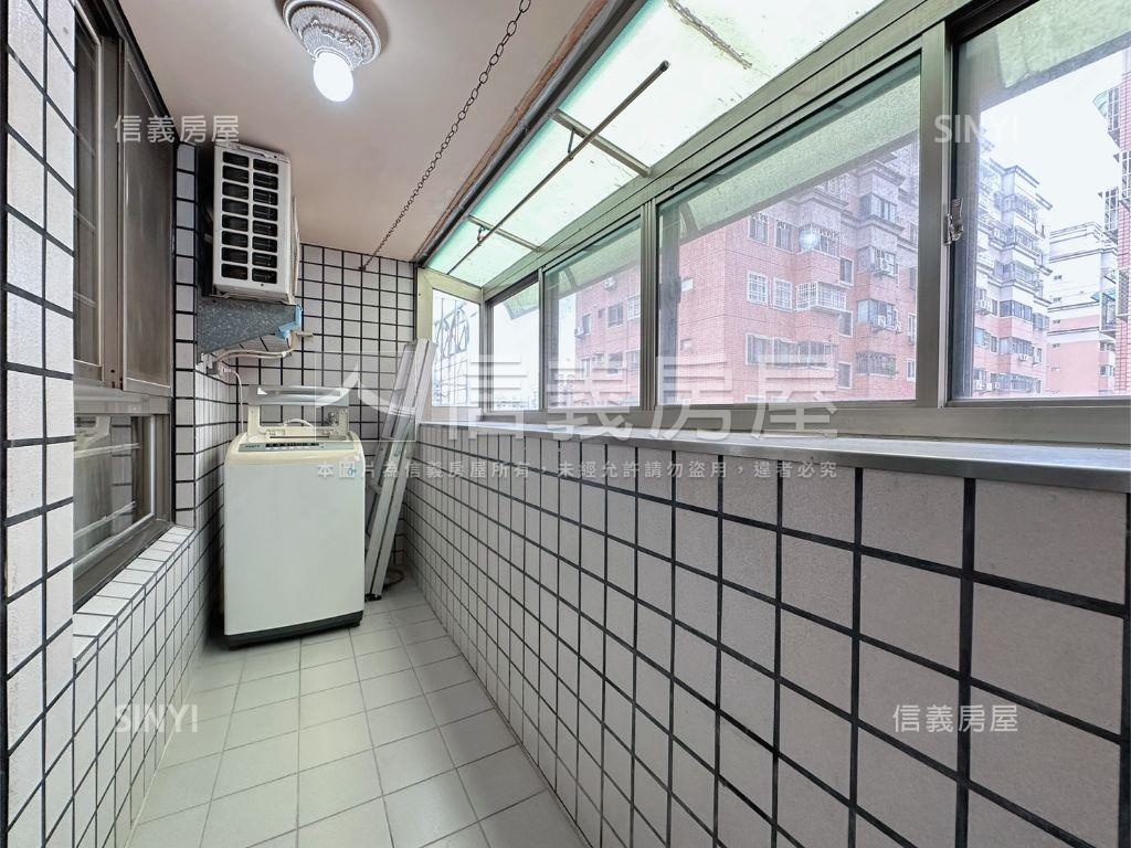 新案！薪家庭三房帝王戶房屋室內格局與周邊環境