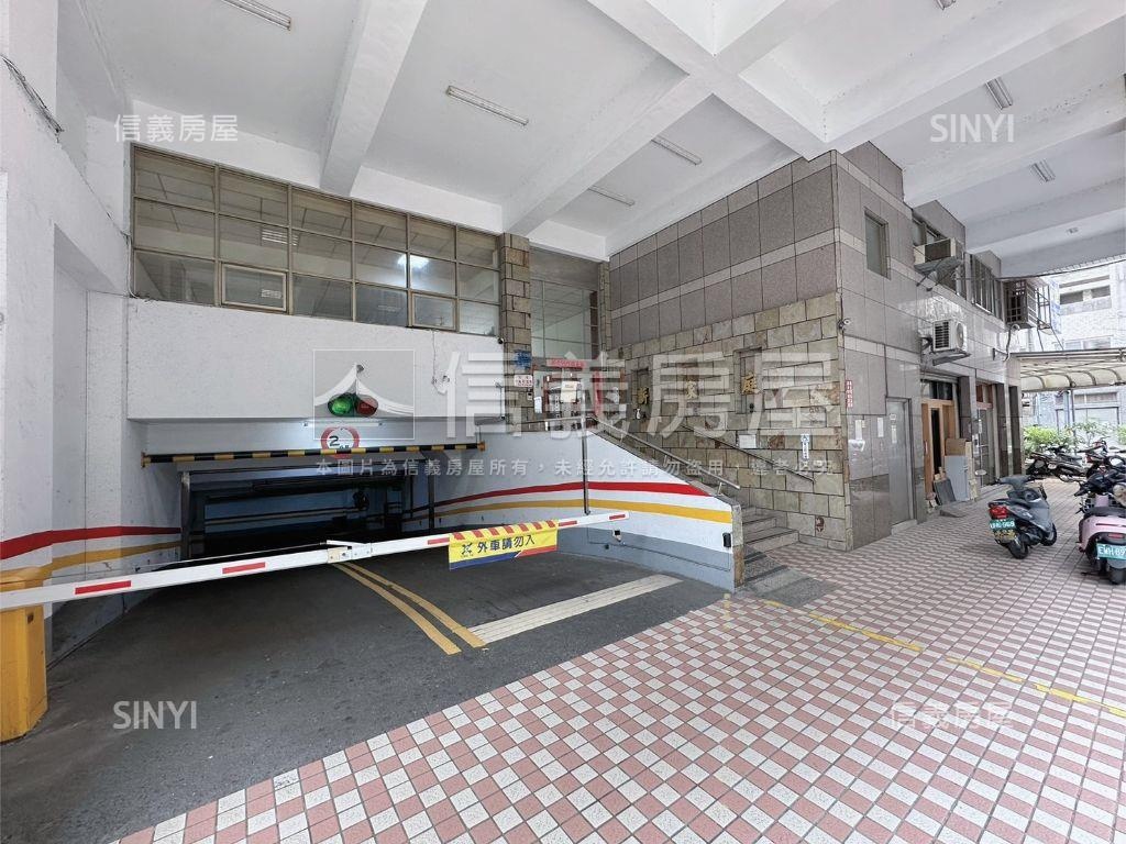 新案！薪家庭三房帝王戶房屋室內格局與周邊環境