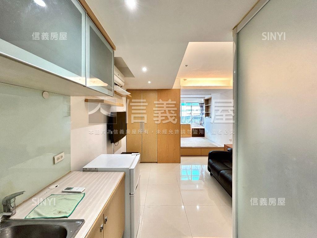 【西門捷運】高樓美套房房屋室內格局與周邊環境