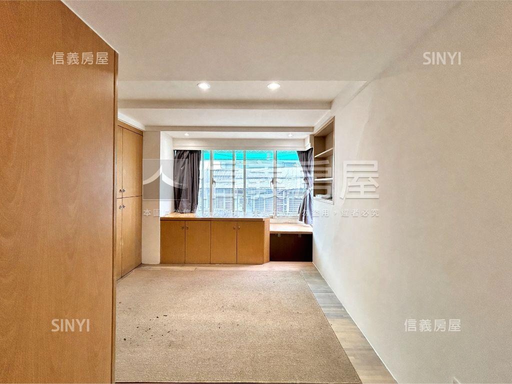 【西門捷運】高樓美套房房屋室內格局與周邊環境