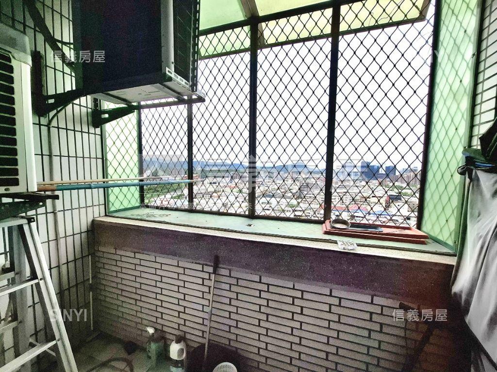萬世ＯＫ高樓層房屋室內格局與周邊環境