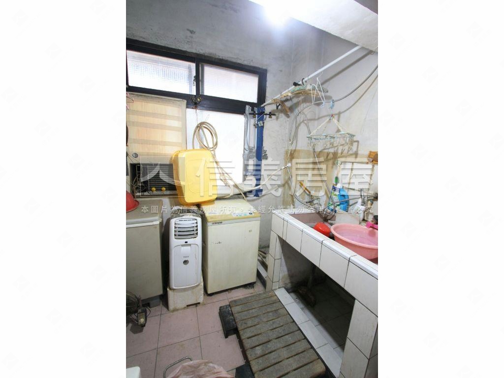 萬華武成街靜巷透天厝房屋室內格局與周邊環境
