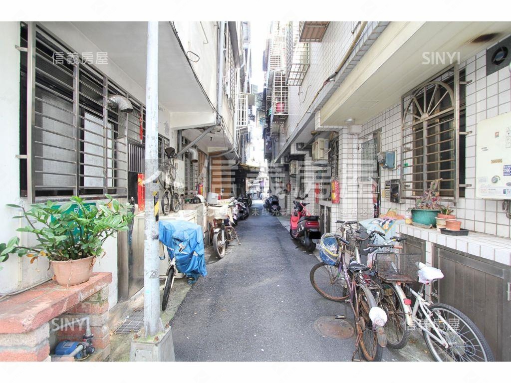 萬華武成街靜巷透天厝房屋室內格局與周邊環境