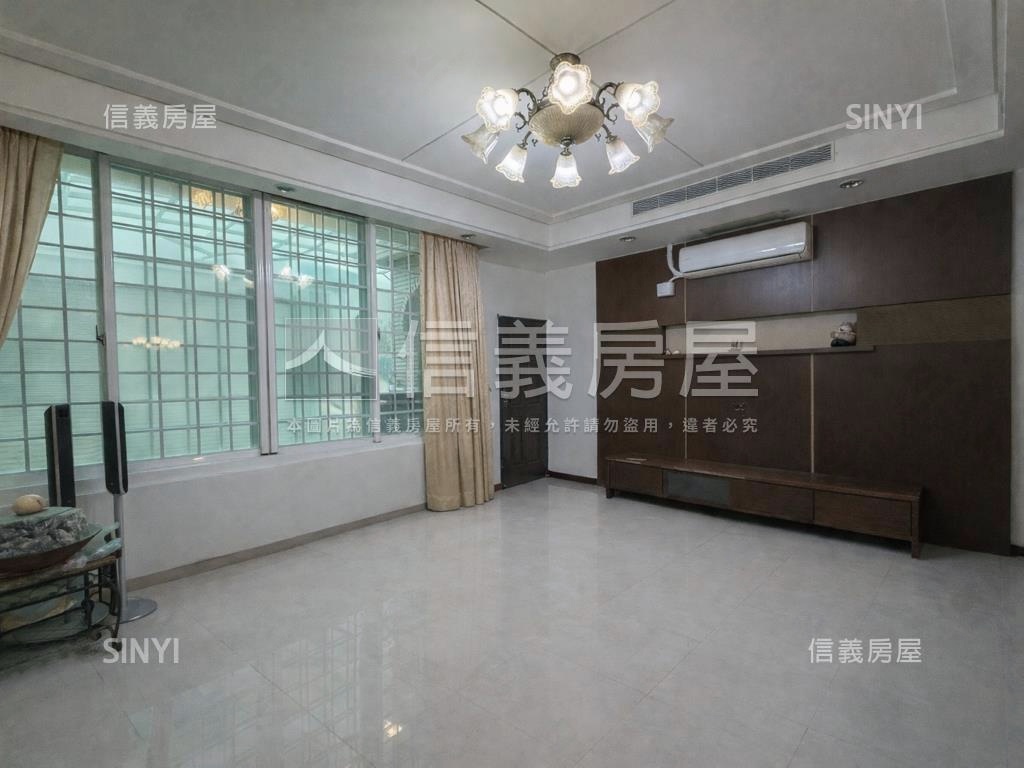 名人御墅稀有臨路透天美墅房屋室內格局與周邊環境