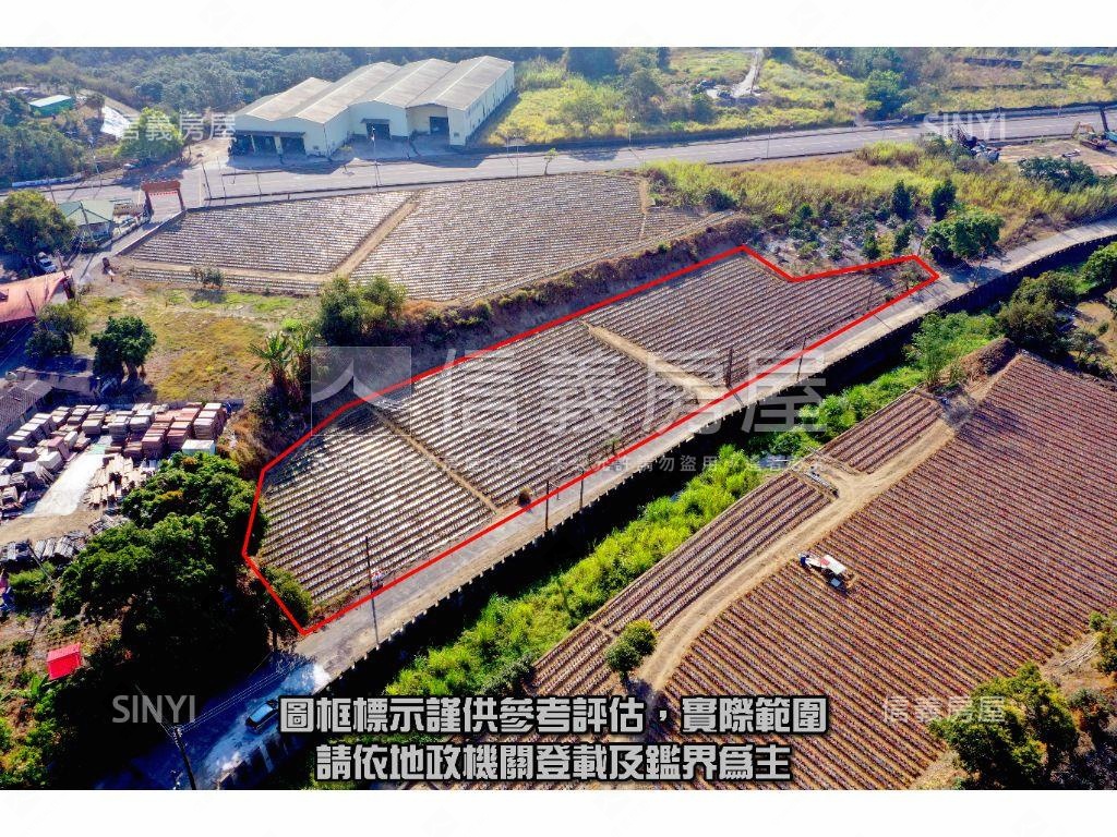 義大二路旁千坪農地房屋室內格局與周邊環境