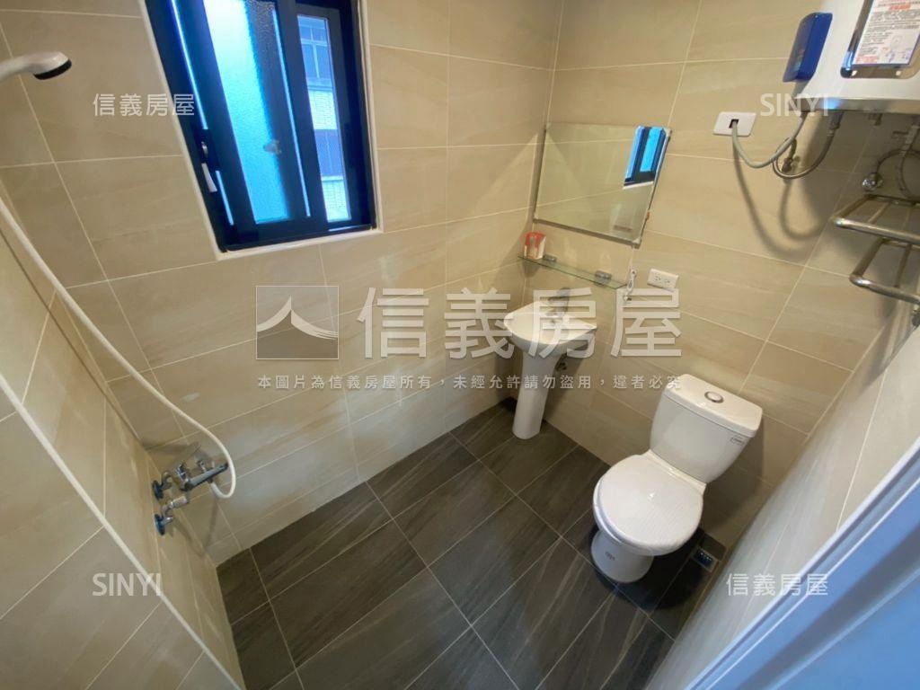 近文華高中臨路透套收租讚房屋室內格局與周邊環境