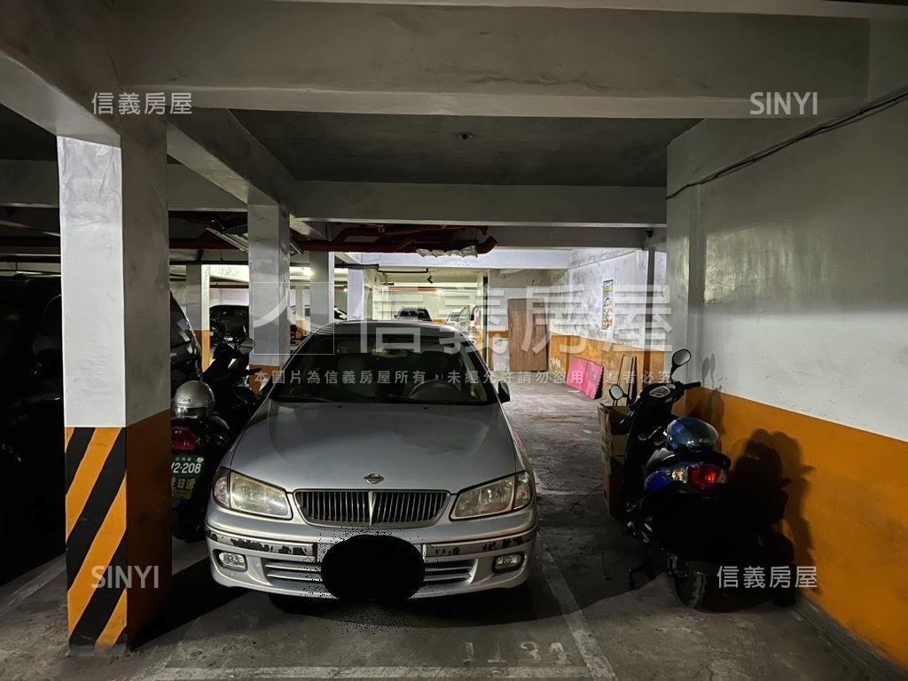 登科四房車位房屋室內格局與周邊環境