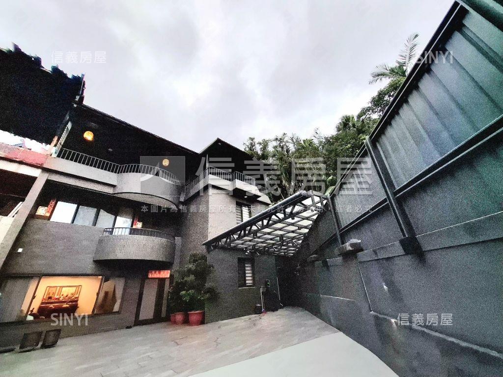 極美豪邸汐萬透天房屋室內格局與周邊環境