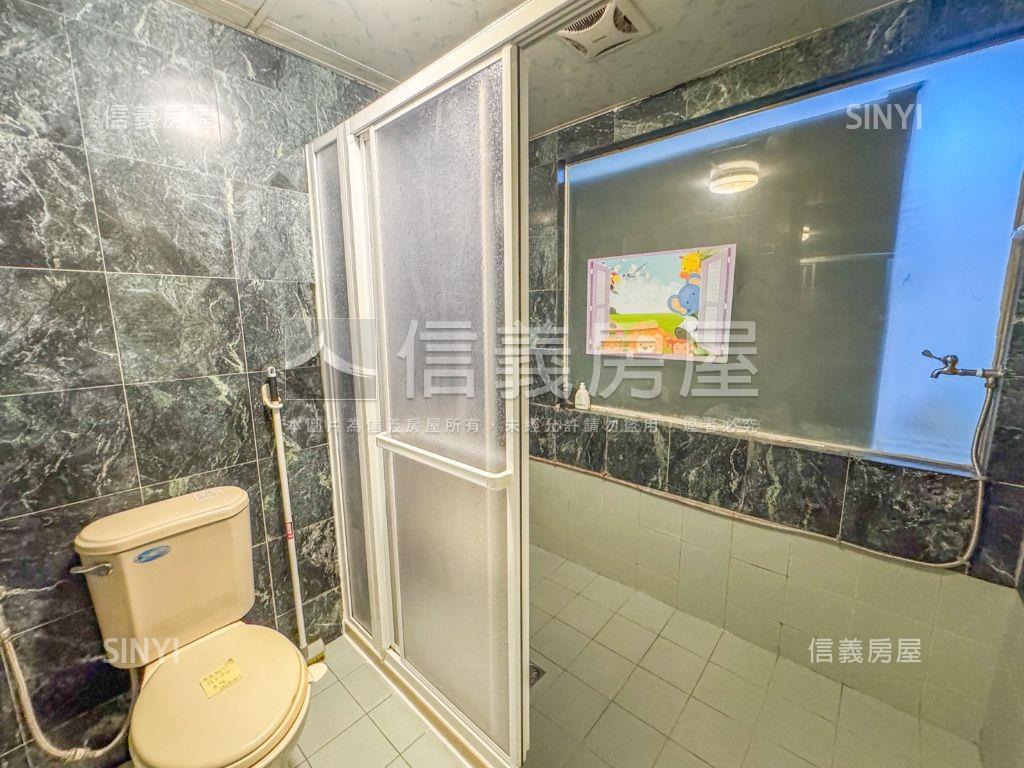 近巨蛋採光美套房房屋室內格局與周邊環境