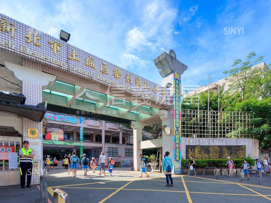 專任香格里拉高樓三房●品房屋室內格局與周邊環境