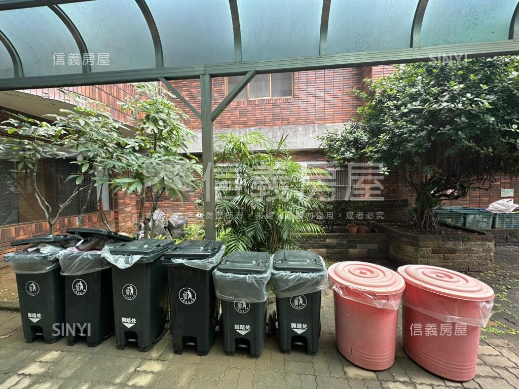 臻藏－光華精裝大３房房屋室內格局與周邊環境