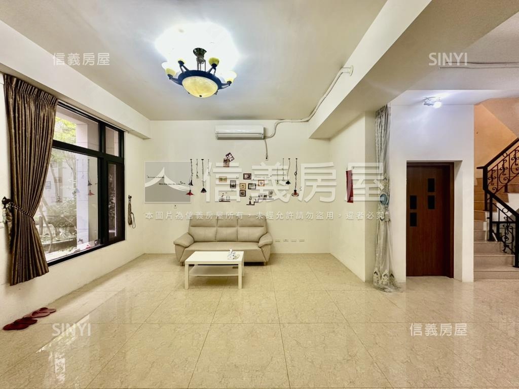 稀有六一行館電梯別墅房屋室內格局與周邊環境