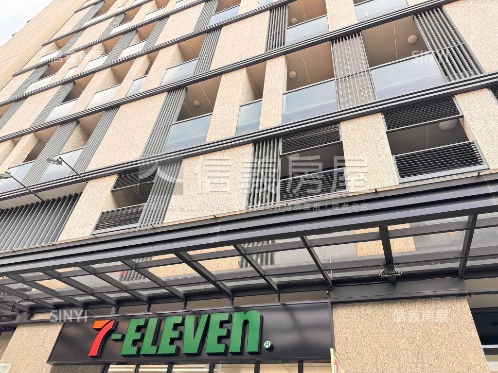 台北市方正三房可租車位房屋室內格局與周邊環境