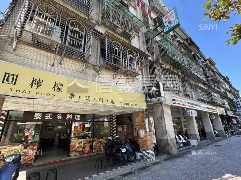 板橋園區價值藏品金店面房屋室內格局與周邊環境