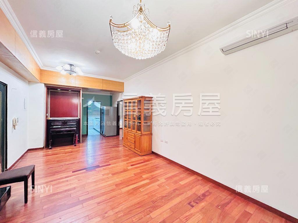 稀有。豪情世家一樓戶房屋室內格局與周邊環境