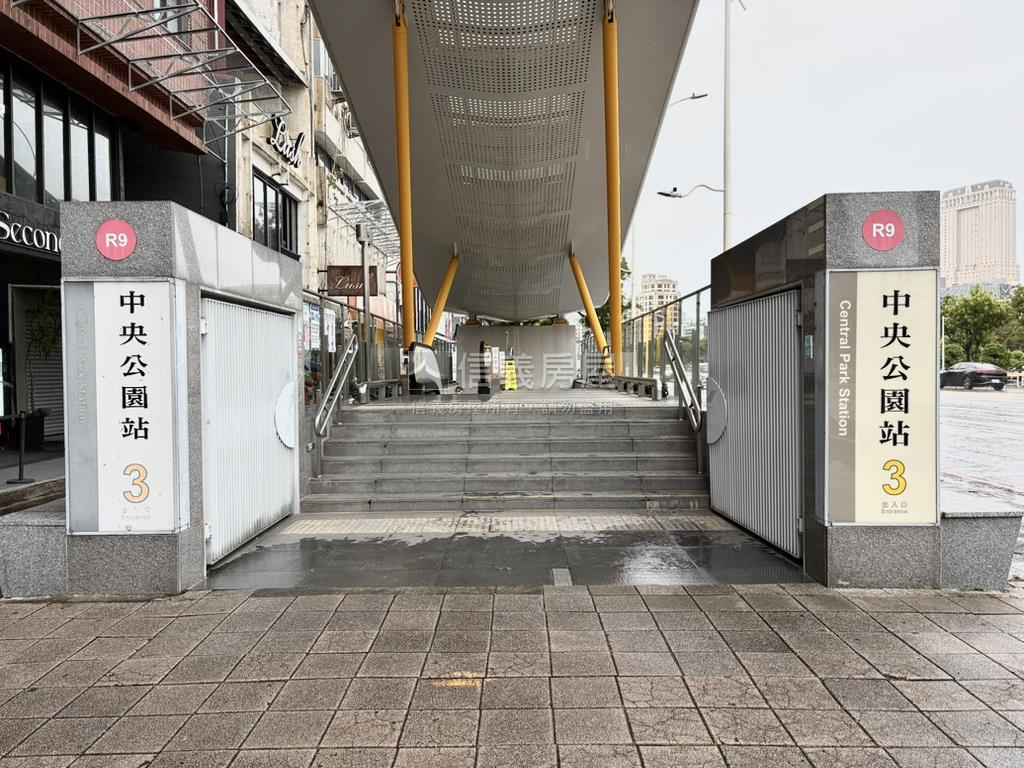 民生一號院高樓２房平車房屋室內格局與周邊環境