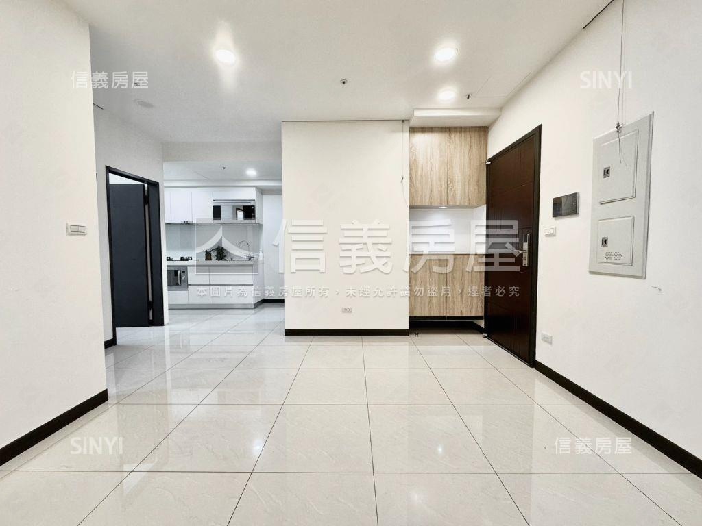 超級城市綠意高樓兩房車位房屋室內格局與周邊環境