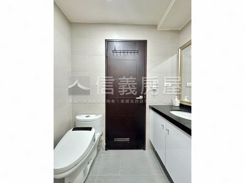 超級城市綠意高樓兩房車位房屋室內格局與周邊環境