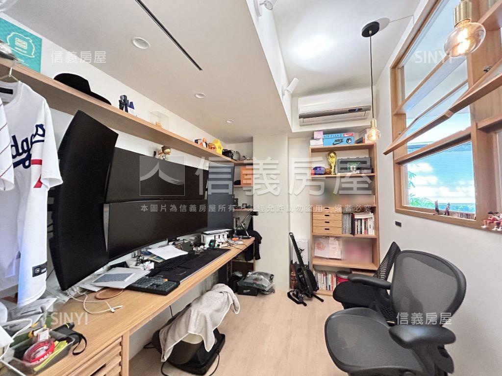 大巨蛋無印極品美屋之星房屋室內格局與周邊環境