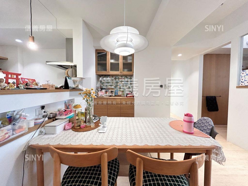 大巨蛋無印極品美屋之星房屋室內格局與周邊環境