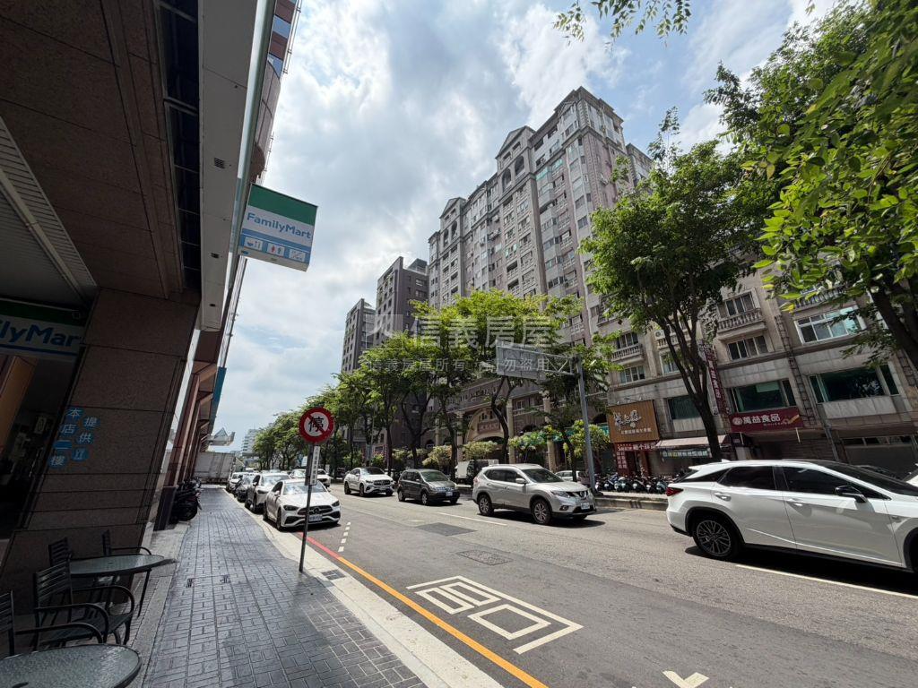 【南屯】五權西路店面房屋室內格局與周邊環境