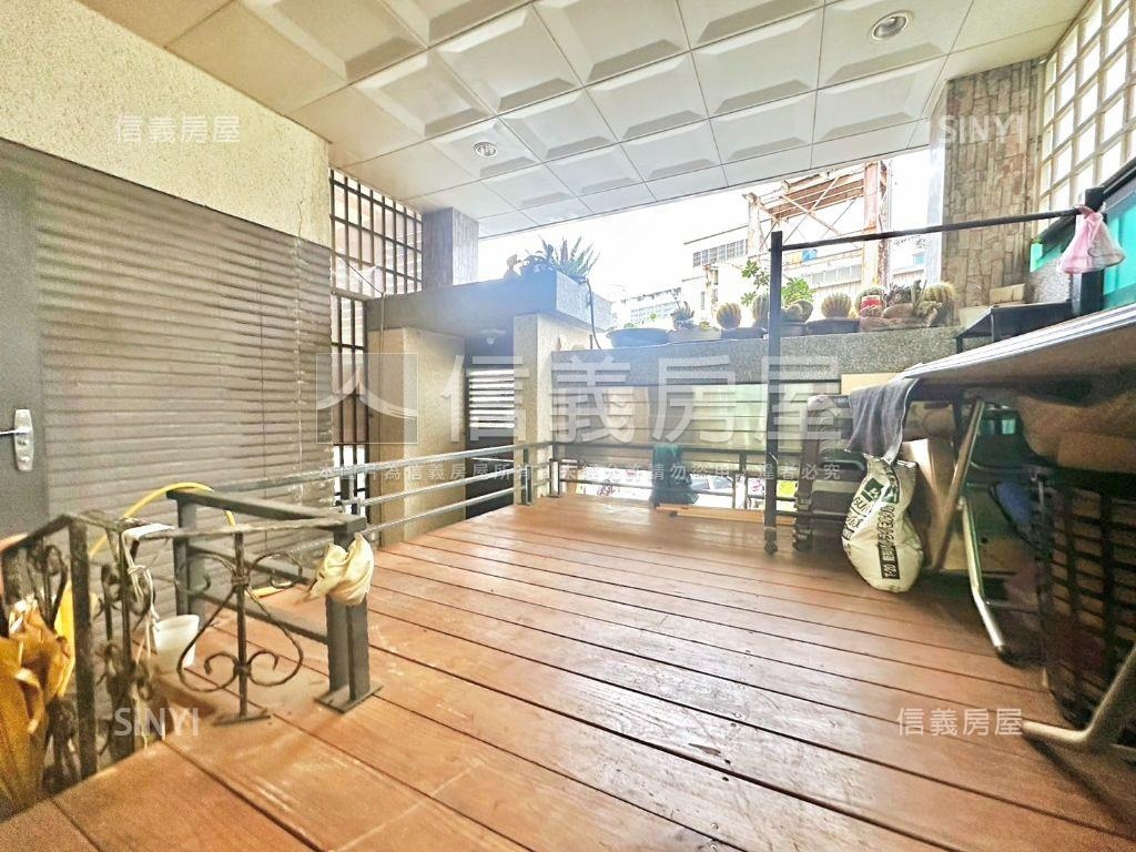 新案！近九德捷運臨路透天房屋室內格局與周邊環境
