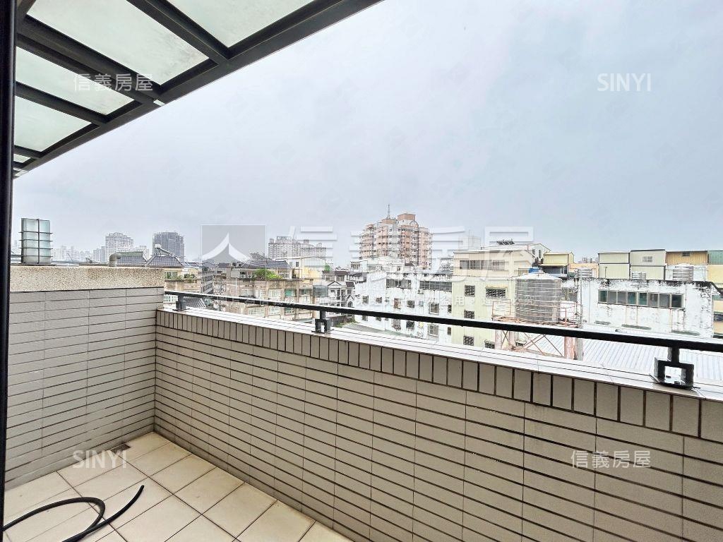 新案！近九德捷運臨路透天房屋室內格局與周邊環境