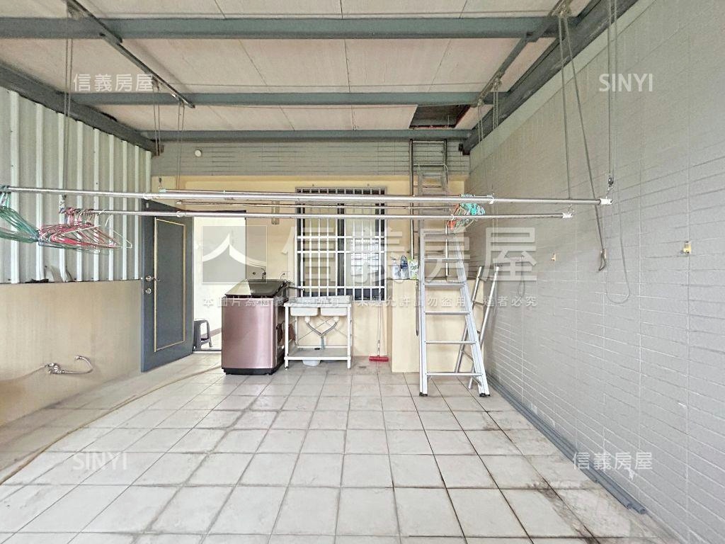 新案！近九德捷運臨路透天房屋室內格局與周邊環境