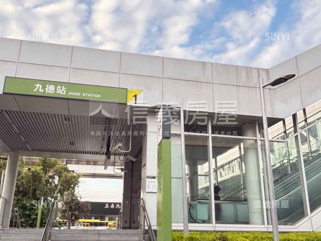 新案！近九德捷運臨路透天房屋室內格局與周邊環境