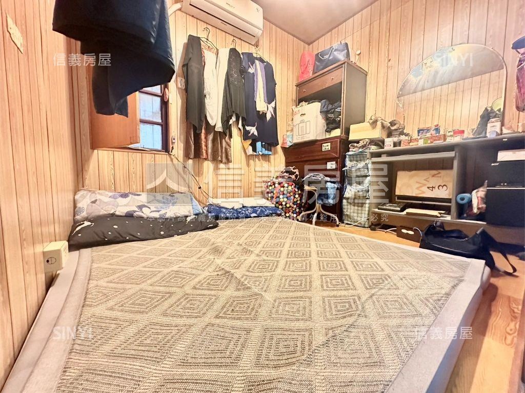 專任地坪約２９．７坪透天房屋室內格局與周邊環境
