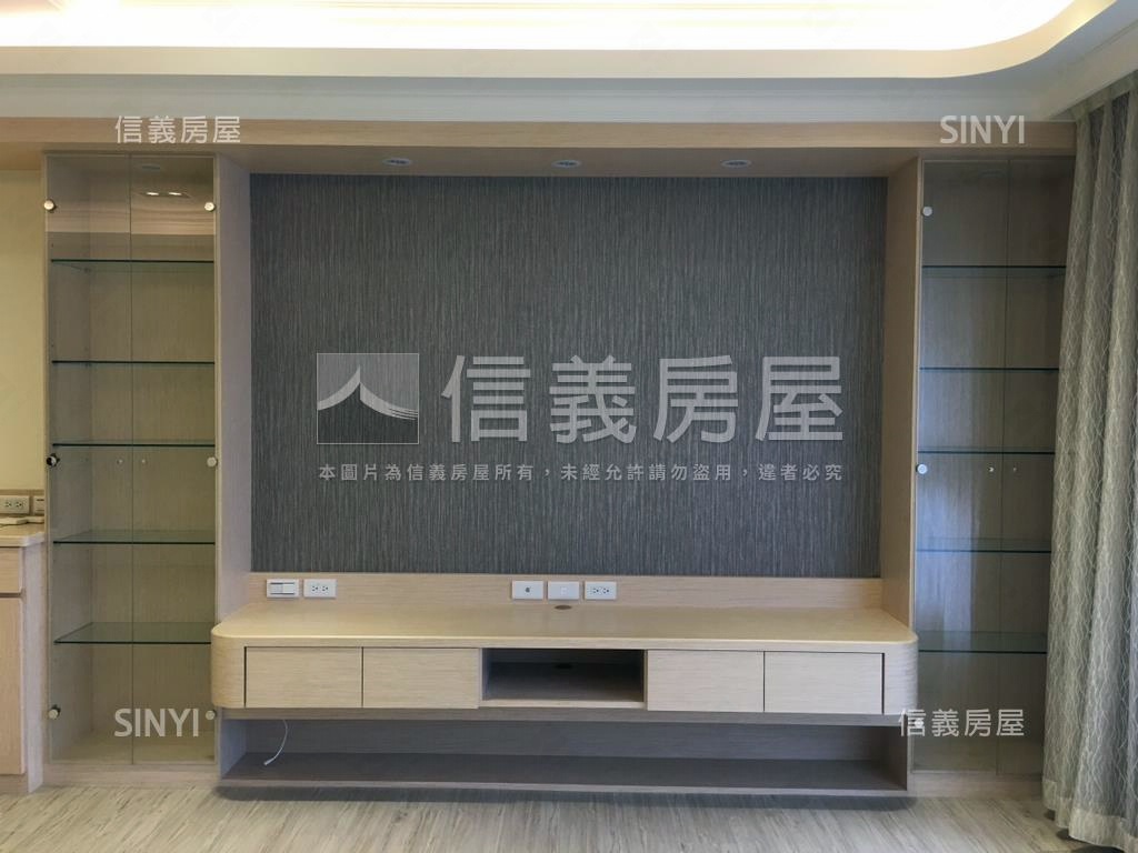 長安一品有車位房屋室內格局與周邊環境