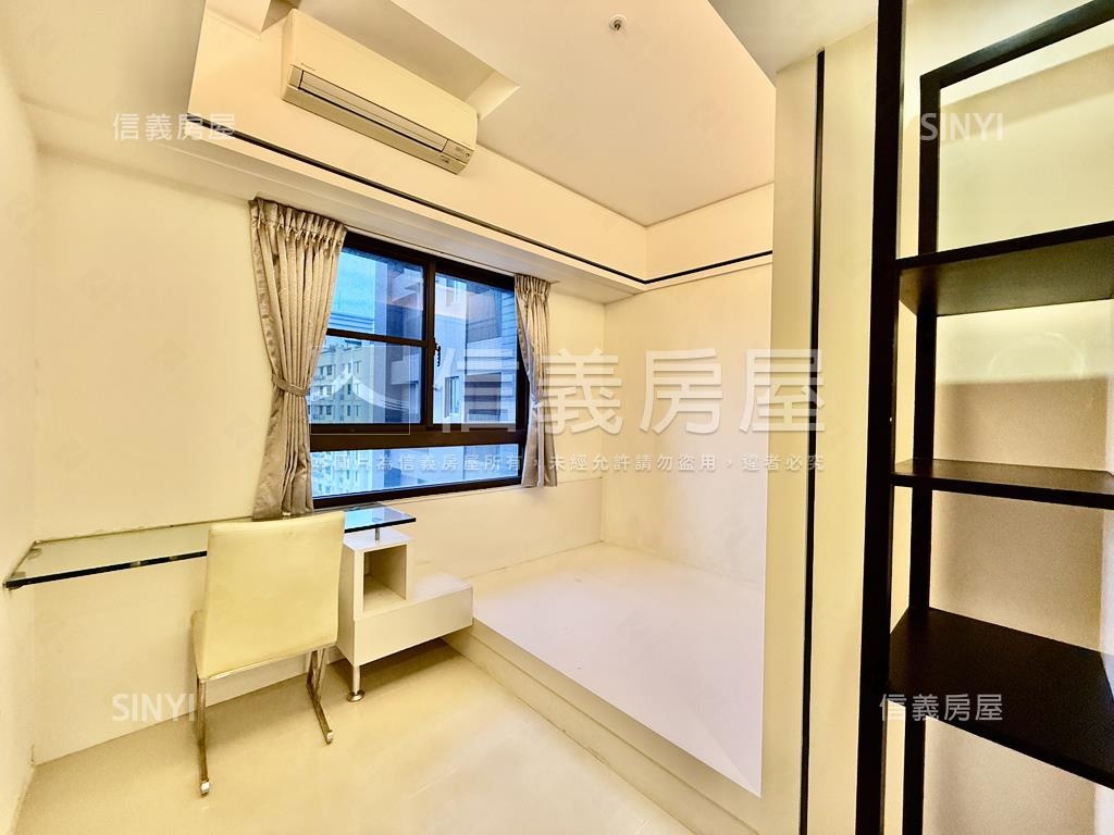 文山點Ｃ景觀３房Ｂ１平車房屋室內格局與周邊環境