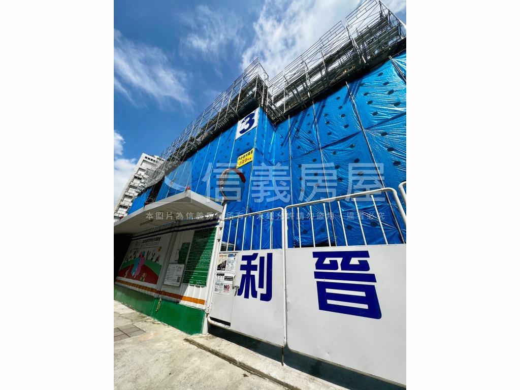 看著山景呼吸的兩房房屋室內格局與周邊環境