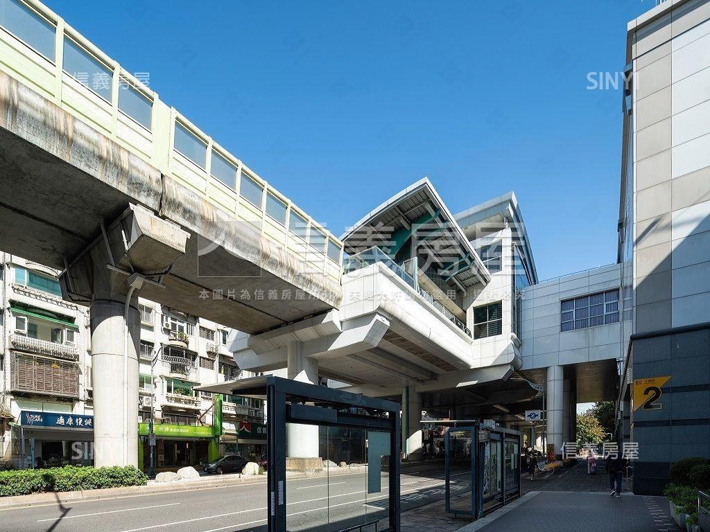 看著山景呼吸的兩房房屋室內格局與周邊環境