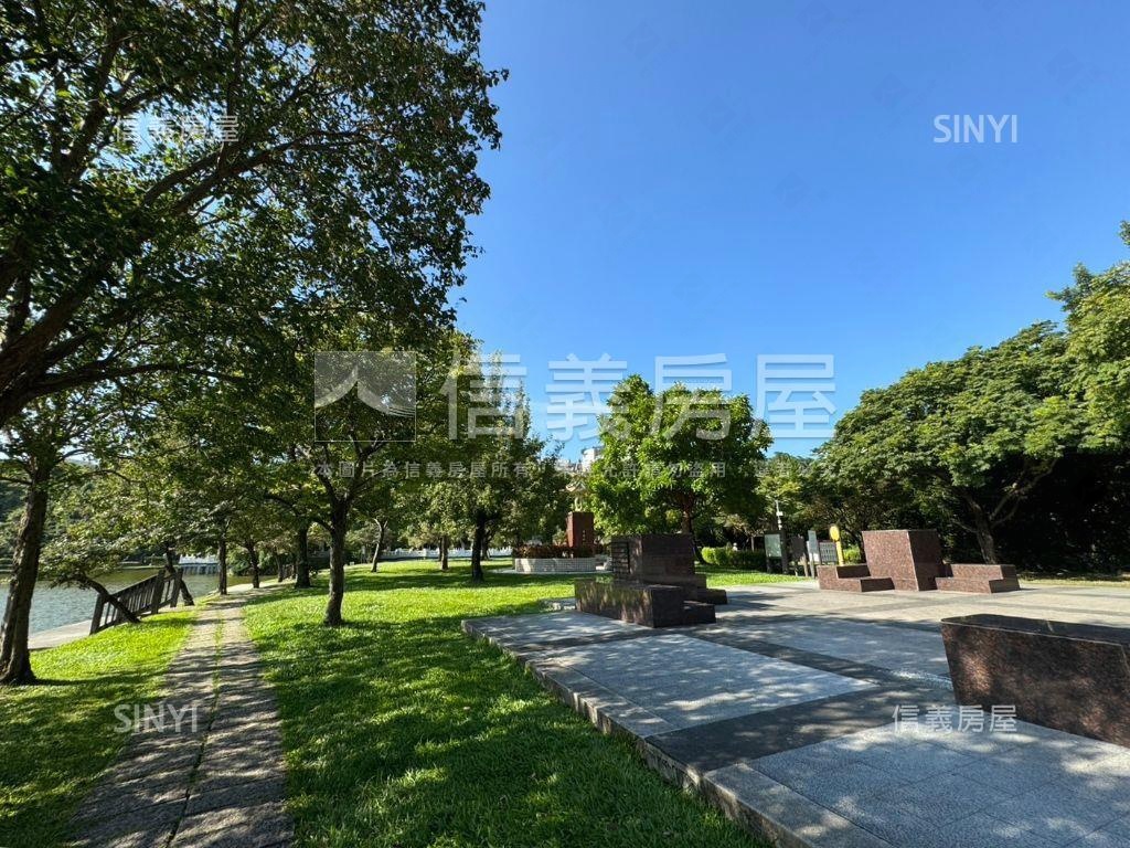 看著山景呼吸的兩房房屋室內格局與周邊環境