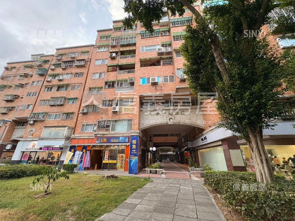 海山捷運站稀有釋出金店面房屋室內格局與周邊環境