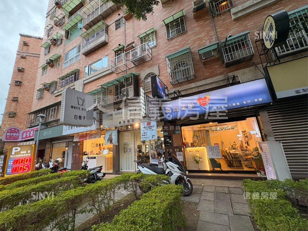 海山捷運站稀有釋出金店面房屋室內格局與周邊環境