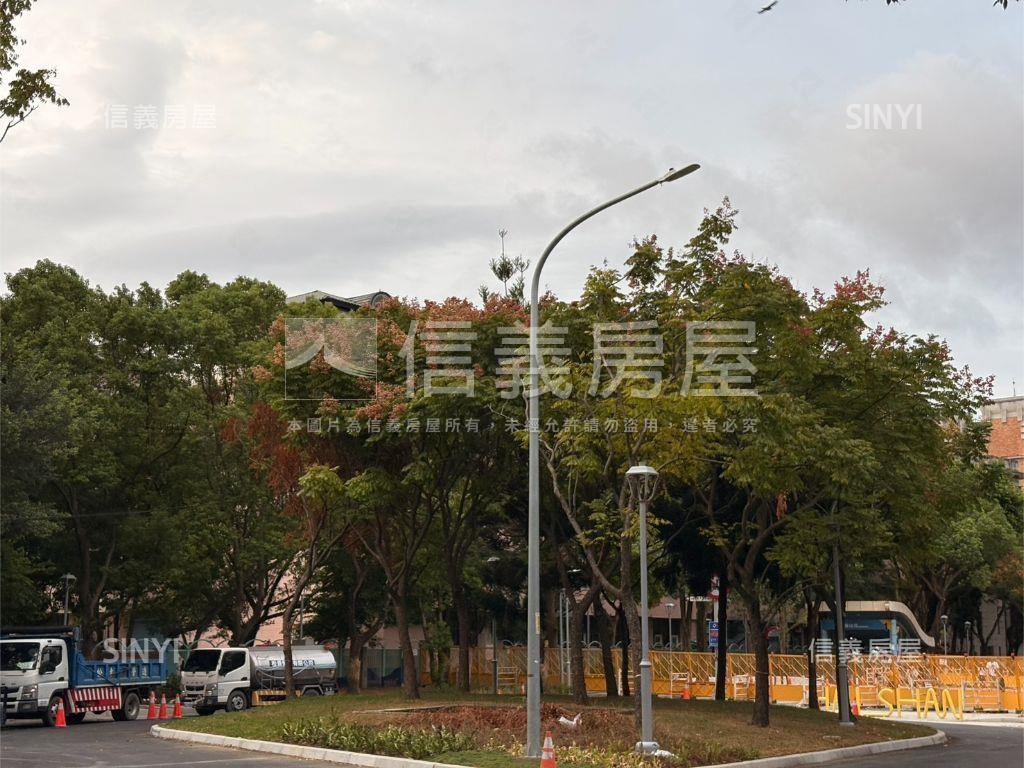 海山捷運站稀有釋出金店面房屋室內格局與周邊環境