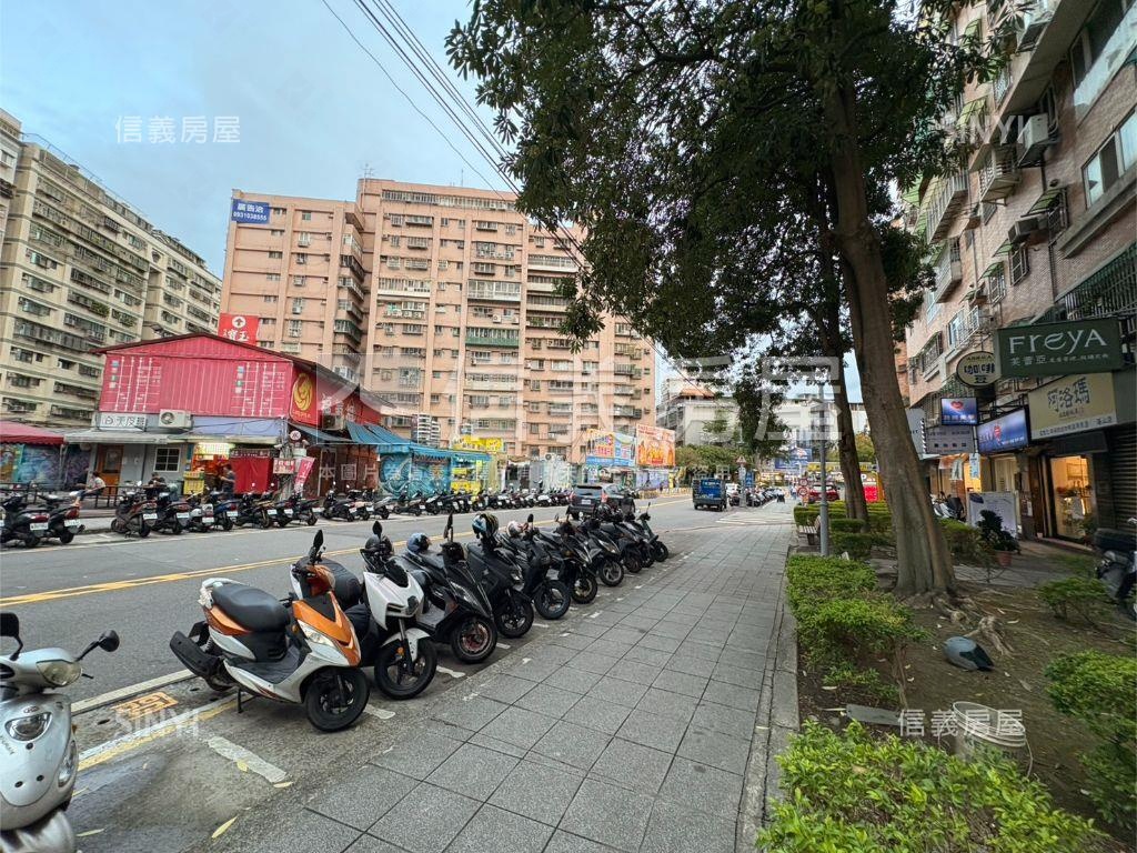 海山捷運站稀有釋出金店面房屋室內格局與周邊環境