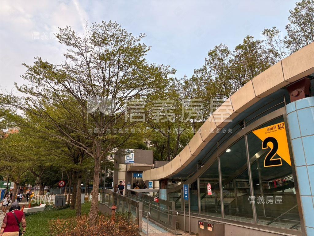 海山捷運站稀有釋出金店面房屋室內格局與周邊環境