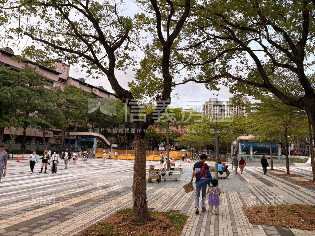 海山捷運站稀有釋出金店面房屋室內格局與周邊環境