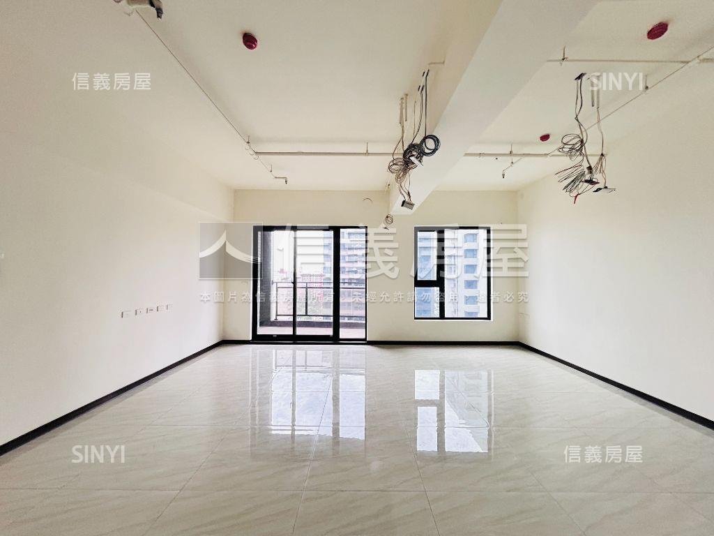 定泰臻翫稀有高樓景觀房屋室內格局與周邊環境