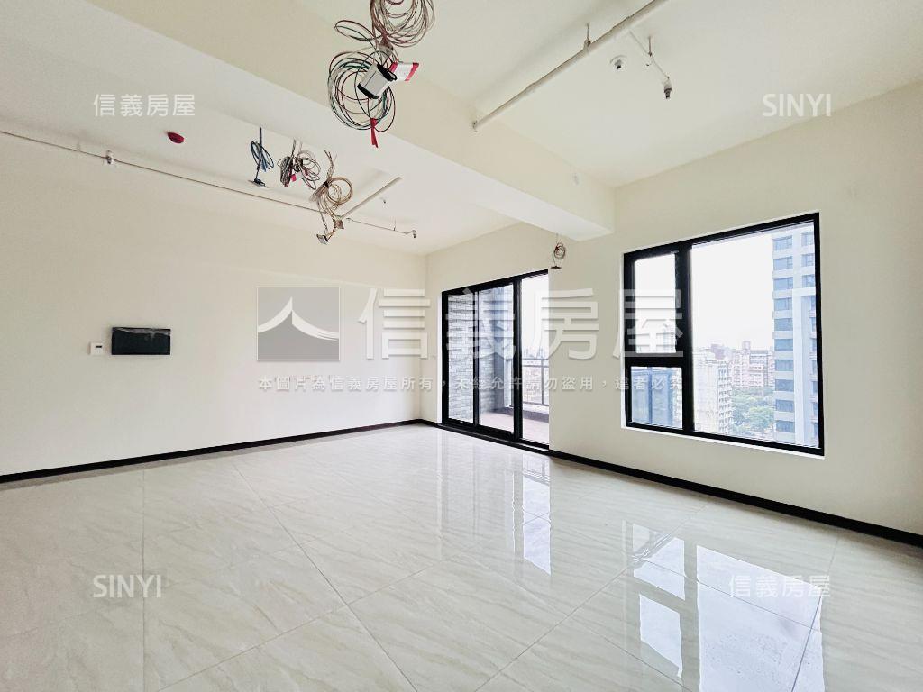 定泰臻翫稀有高樓景觀房屋室內格局與周邊環境