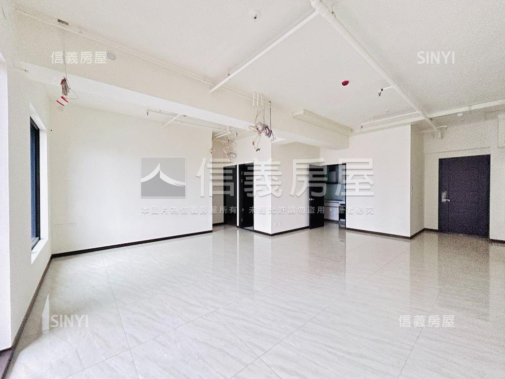 定泰臻翫稀有高樓景觀房屋室內格局與周邊環境