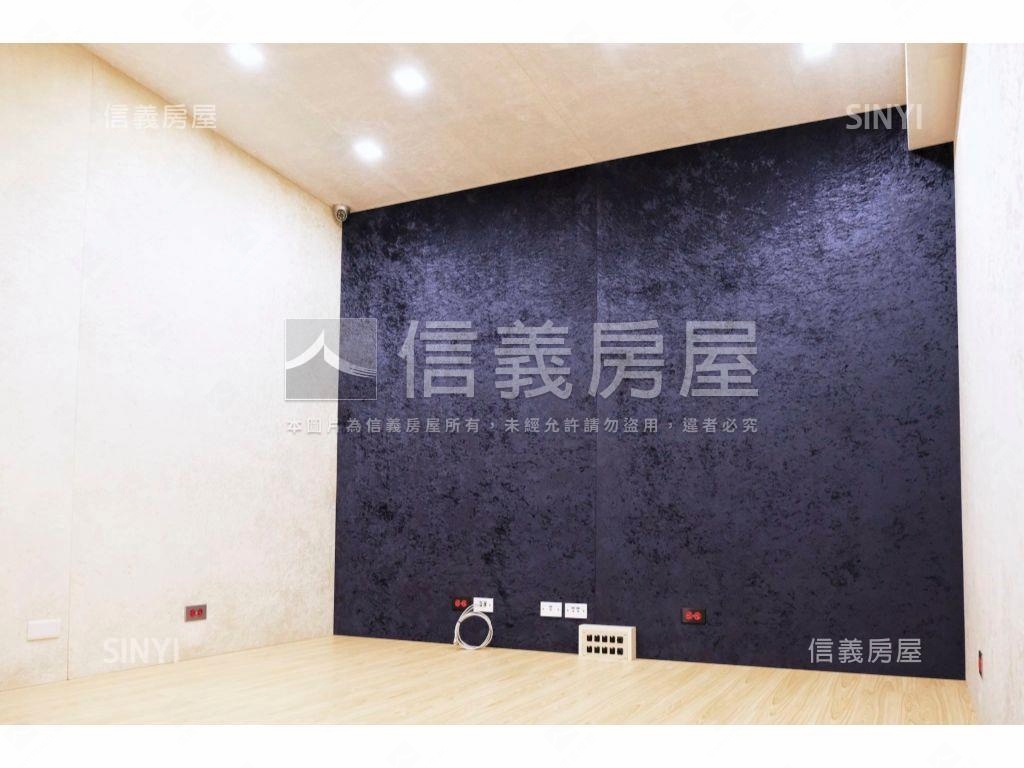 台視附近一樓雙敦面寬車庫房屋室內格局與周邊環境