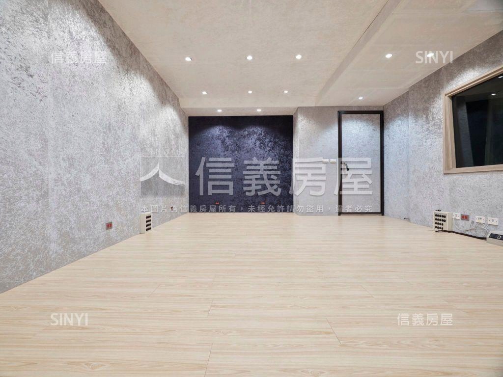 台視附近一樓雙敦面寬車庫房屋室內格局與周邊環境